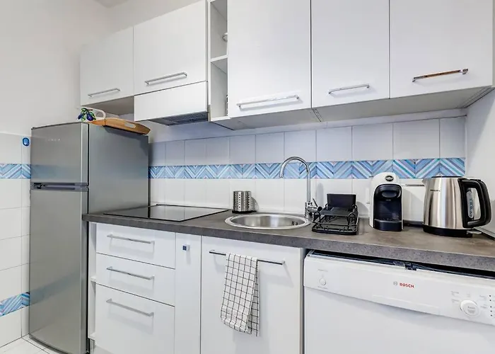 Appartement Luminous Few Steps From Piazza Navona Rome